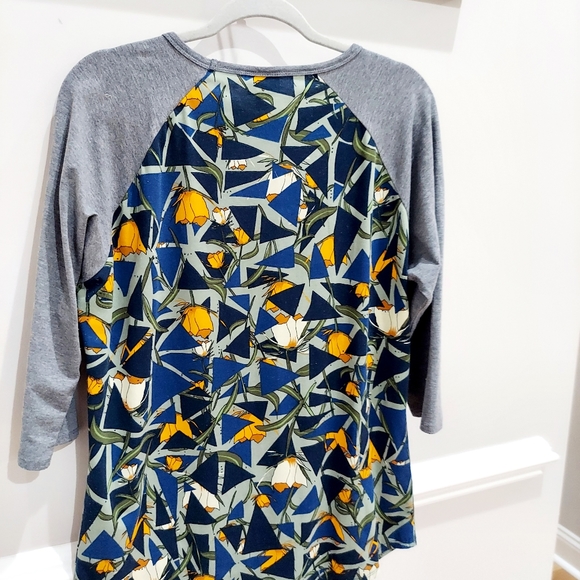 LulaRoe Randy - Picture 2 of 4